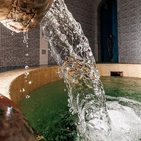 Hamam * Ángistron