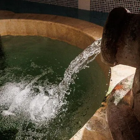 Hamam Хотел Ángistron